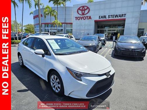 2022 Toyota Corolla LE