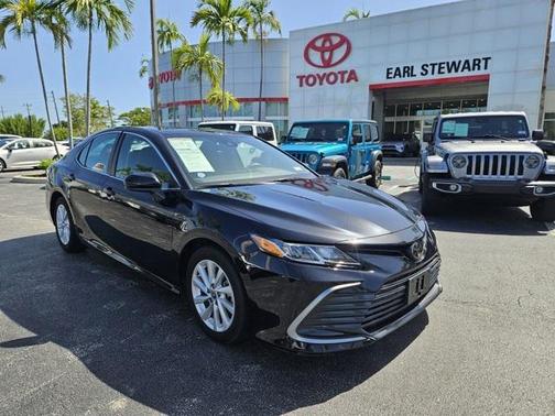 2023 Toyota Camry LE