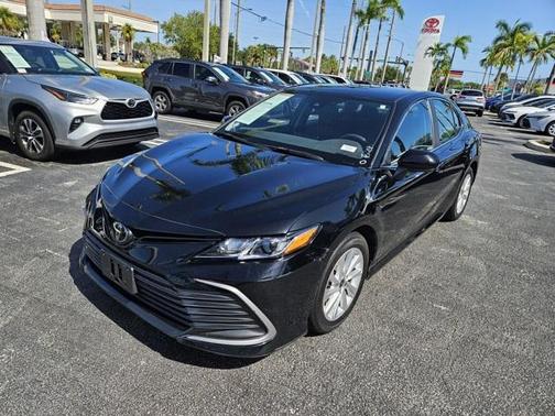 2023 Toyota Camry LE