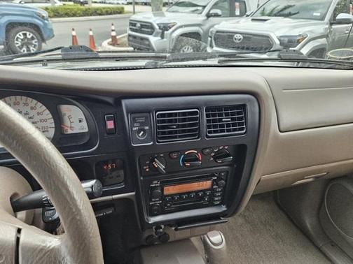 2004 Toyota Tacoma Xtracab