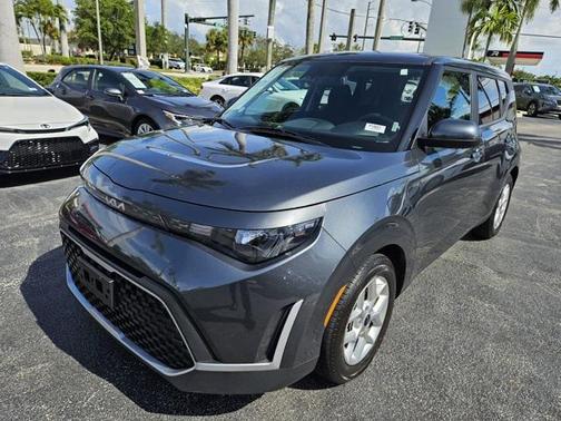 2023 Kia Soul LX