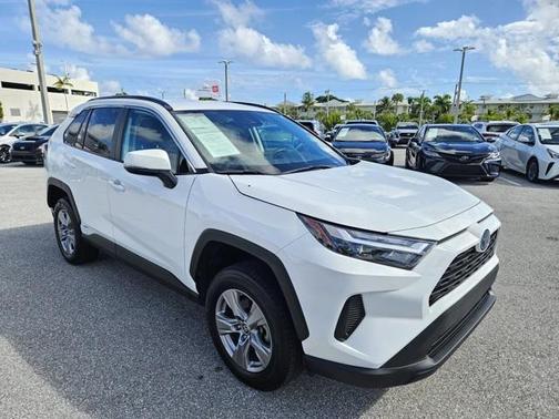 2024 Toyota RAV4 Hybrid XLE