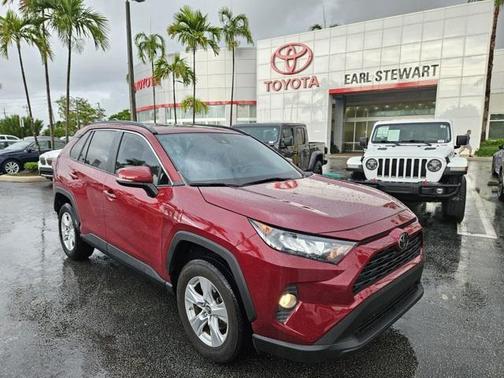 2019 Toyota RAV4 XLE