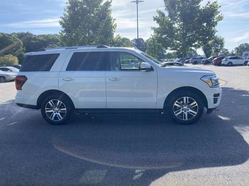 OXFORD WHITE 2024 Ford Expedition LIMITED
