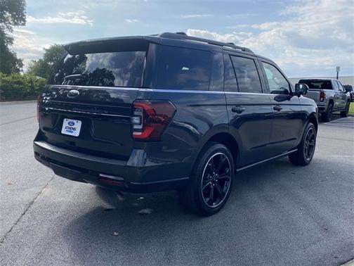 2022 Ford Expedition LIMITED