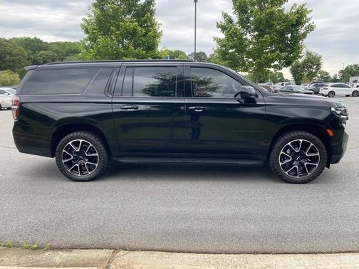 Black 2023 Chevrolet Suburban RST
