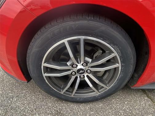 2017 Ford Mustang ECOBOOST PREMIUM