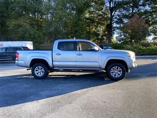2017 Toyota Tacoma SR5