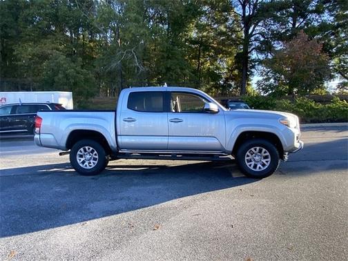 2017 Toyota Tacoma SR5