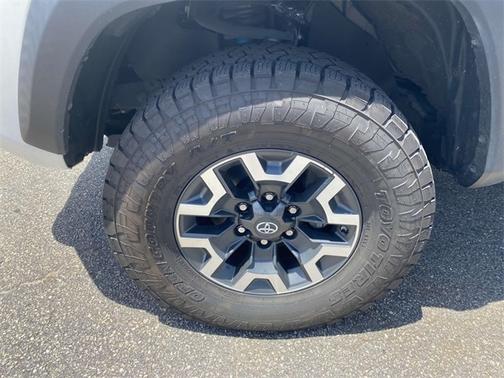 2020 Toyota Tacoma TRD OFF ROAD