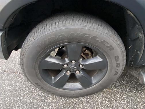 2019 RAM 1500 Classic SLT