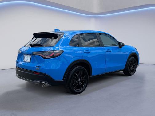 Boost Blue Pearl 2026 Honda HR-V