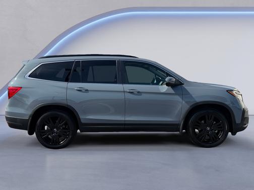 Sonic Gray Pearl 2022 Honda Pilot