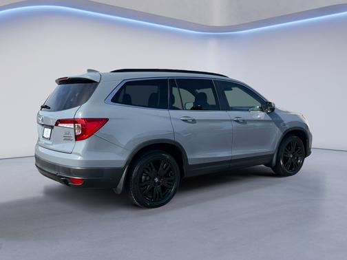 Sonic Gray Pearl 2022 Honda Pilot