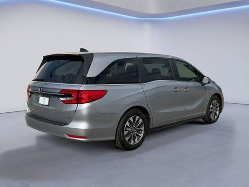 Lunar Silver Metallic 2023 Honda Odyssey