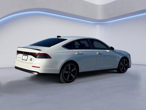 2024 Honda Accord Hybrid 