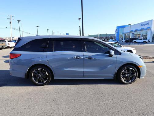 2023 Honda Odyssey 