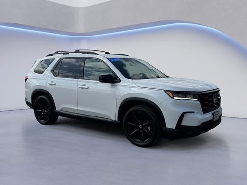 Platinum White Pearl 2025 Honda Pilot