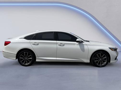 Platinum White Pearl 2021 Honda Accord