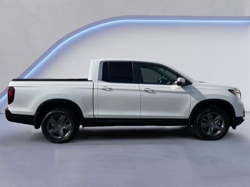 Platinum White Pearl 2023 Honda Ridgeline