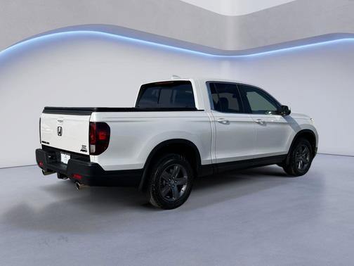 Platinum White Pearl 2023 Honda Ridgeline