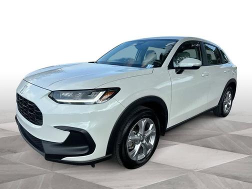 Platinum White Pearl 2025 Honda HR-V