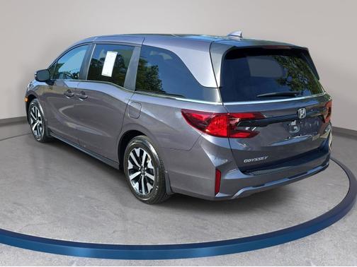 Modern Steel Metallic 2025 Honda Odyssey