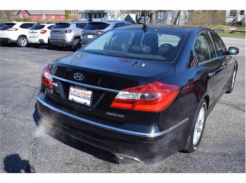 2013 Hyundai Genesis 3.8