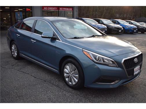 2016 Hyundai SONATA Hybrid SE