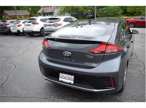 2018 Hyundai IONIQ Hybrid Blue