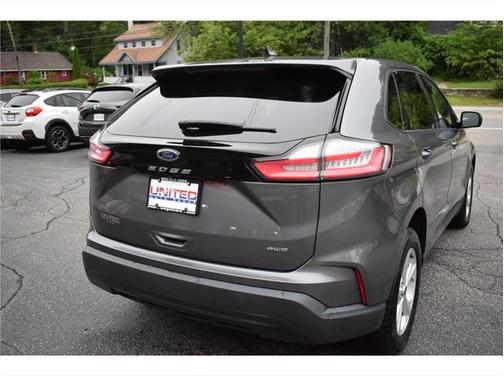2022 Ford Edge SE