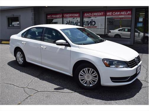 2014 Volkswagen Passat 2.5L S