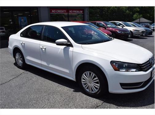 2014 Volkswagen Passat 2.5L S