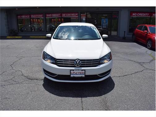 2014 Volkswagen Passat 2.5L S