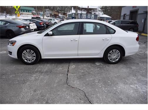 2014 Volkswagen Passat 2.5L S
