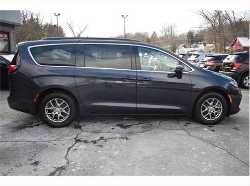 2021 Chrysler Pacifica Touring