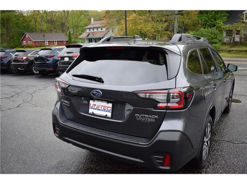 Magnetite Gray Metallic 2021 Subaru Outback Premium