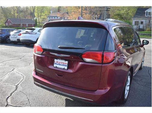 2018 Chrysler Pacifica Touring-L