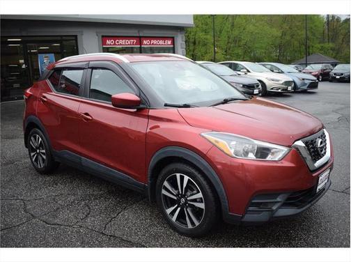 2020 Nissan Kicks SV