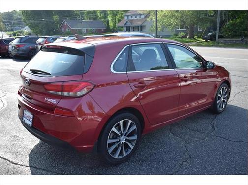 2019 Hyundai Elantra GT Base