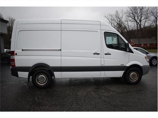 2010 Mercedes-Benz Sprinter 2500