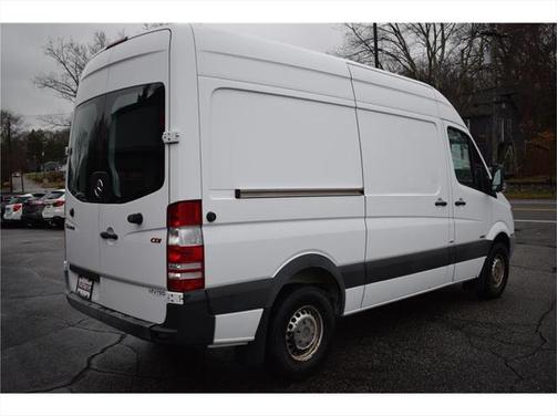 2010 Mercedes-Benz Sprinter 2500
