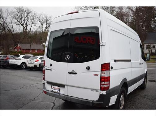 2010 Mercedes-Benz Sprinter 2500