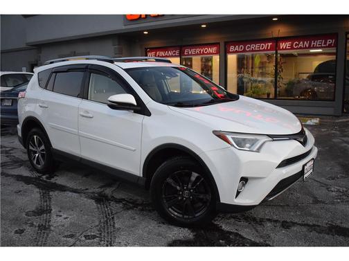 2017 Toyota RAV4 XLE