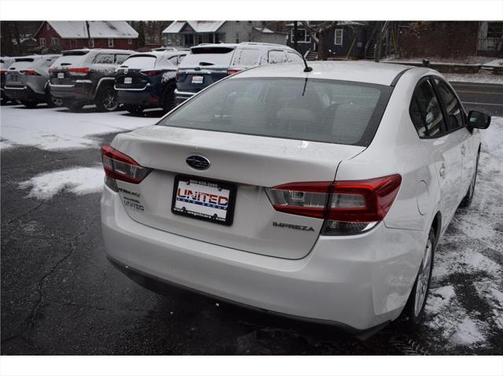 2019 Subaru Impreza 2.0i