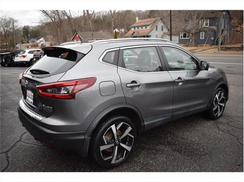 2020 Nissan Rogue Sport SL