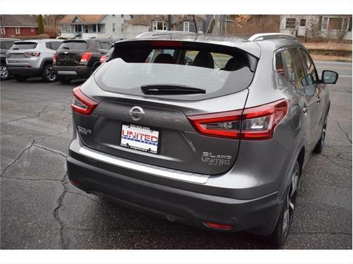 2020 Nissan Rogue Sport SL