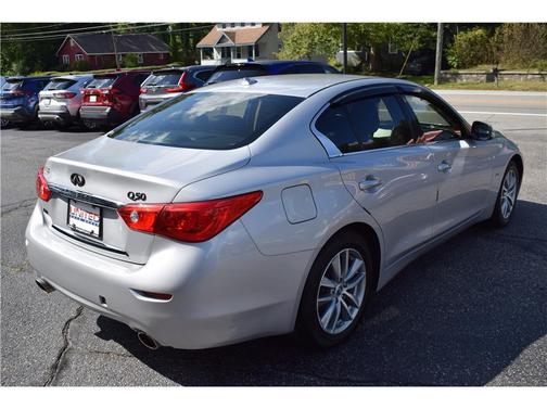 2016 INFINITI Q50 Base