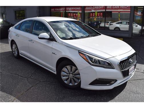 2016 Hyundai SONATA Hybrid SE