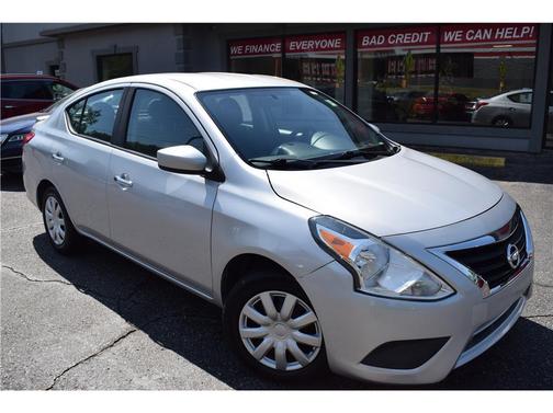 Brilliant Silver Metallic 2019 Nissan Versa 1.6 SV